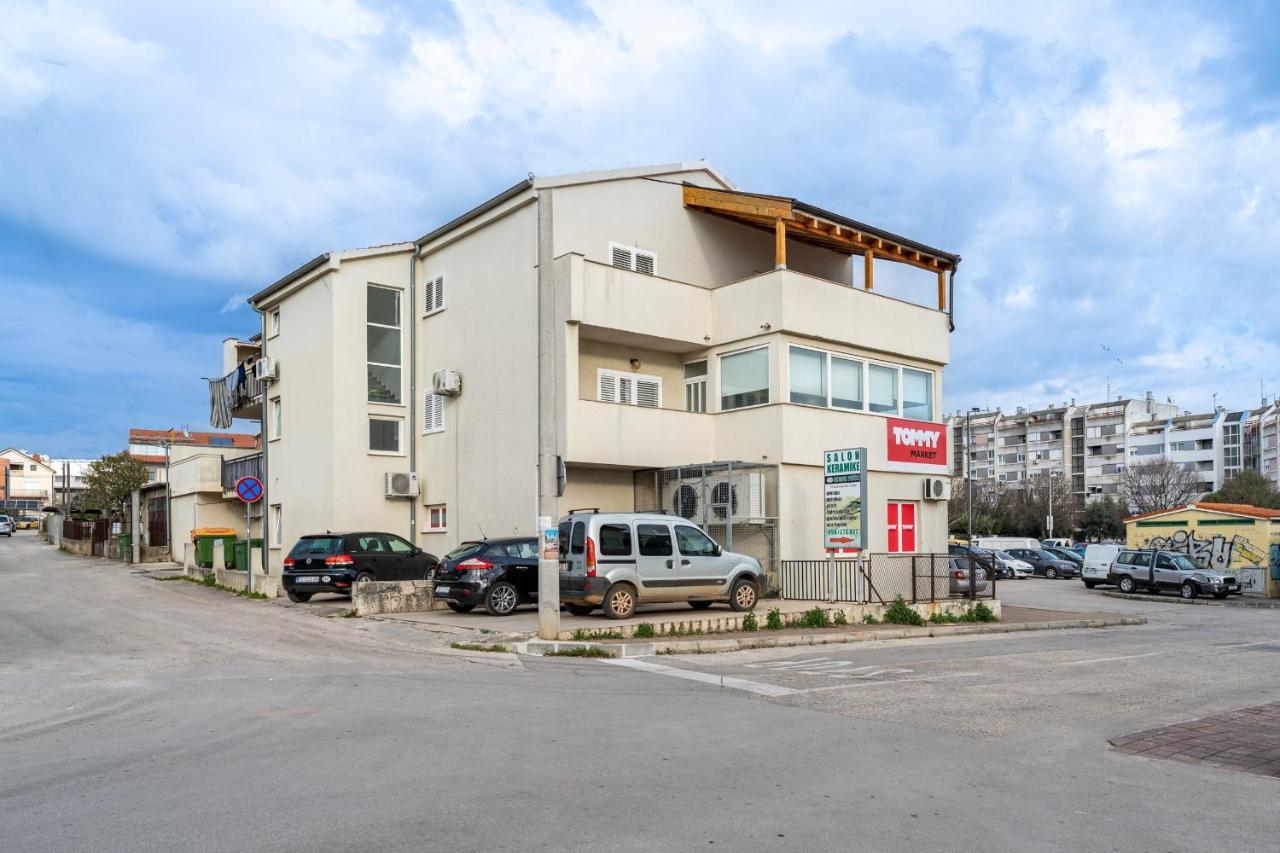 Elegant Two Bedroom Apartment Zadar Exterior photo