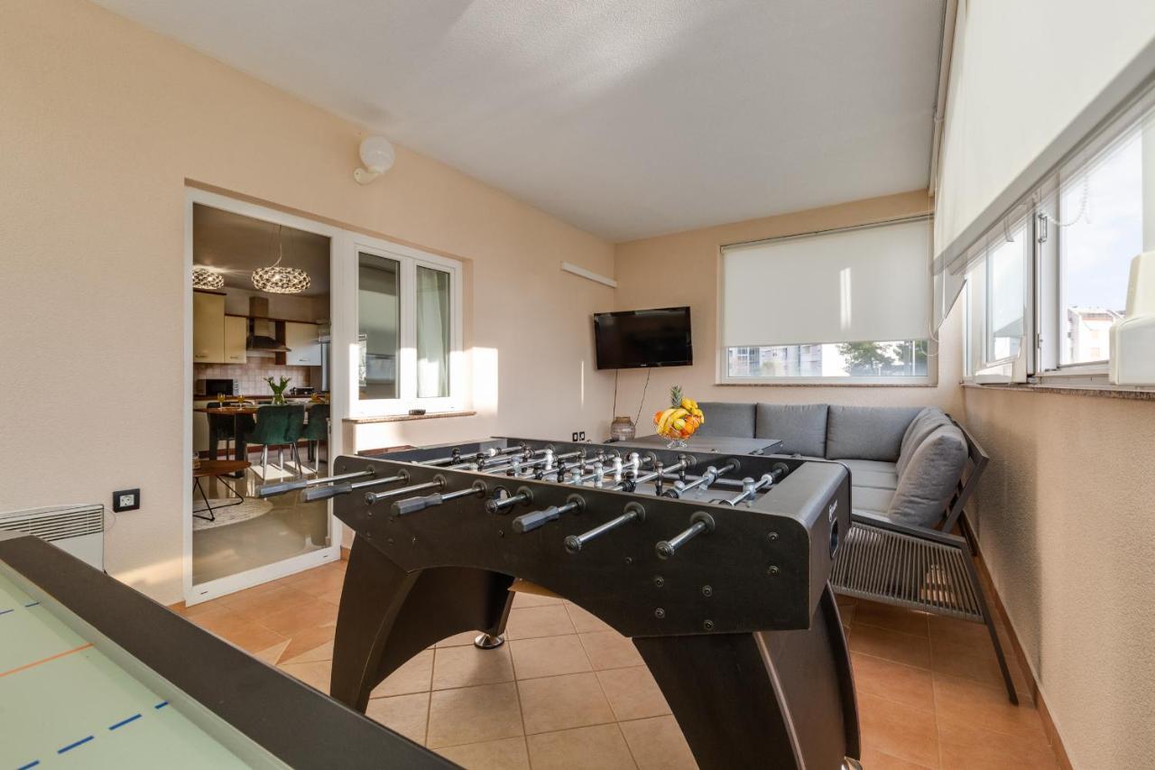 Elegant Two Bedroom Apartment Zadar Exterior photo